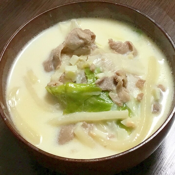 子どもとのランチに♪牛乳味噌うどん